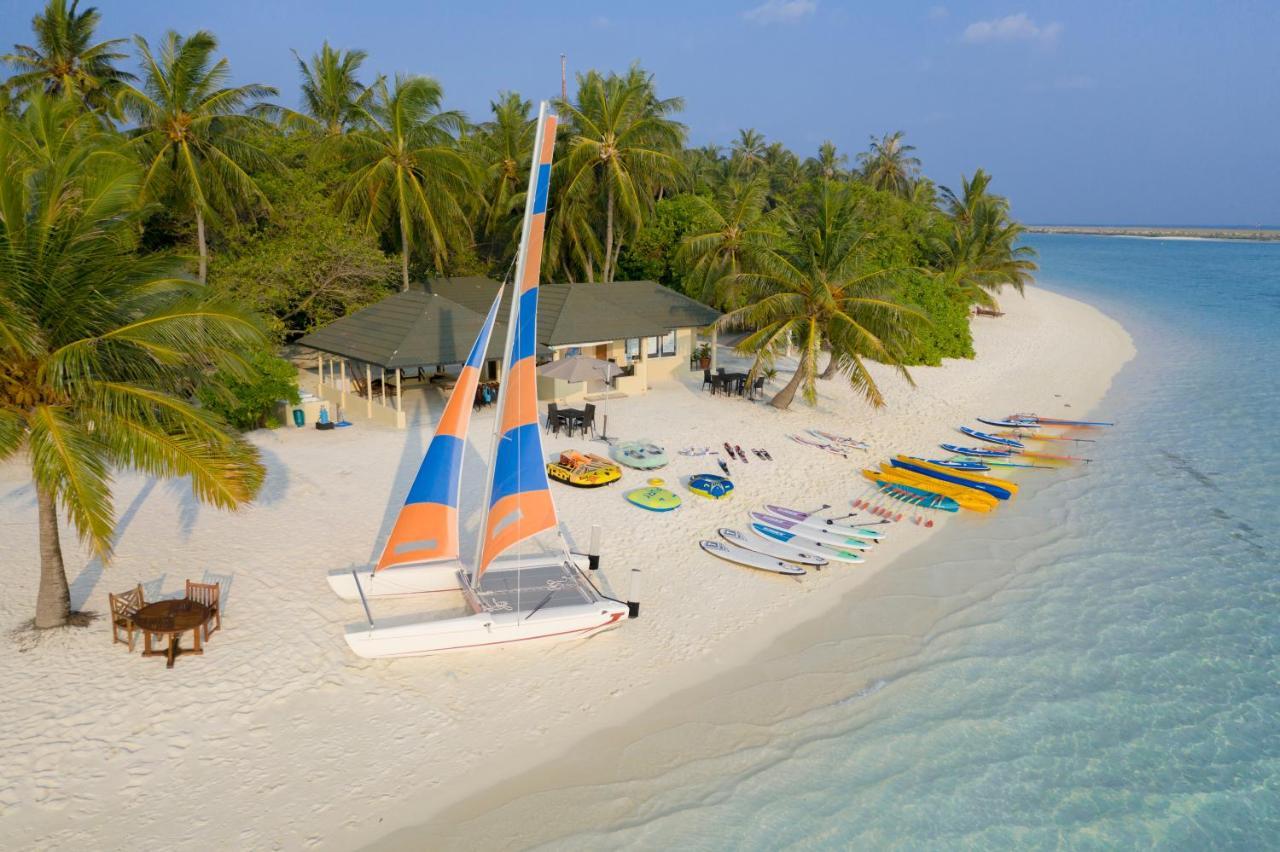 Holiday Island Resort Maamigili Island Exterior photo